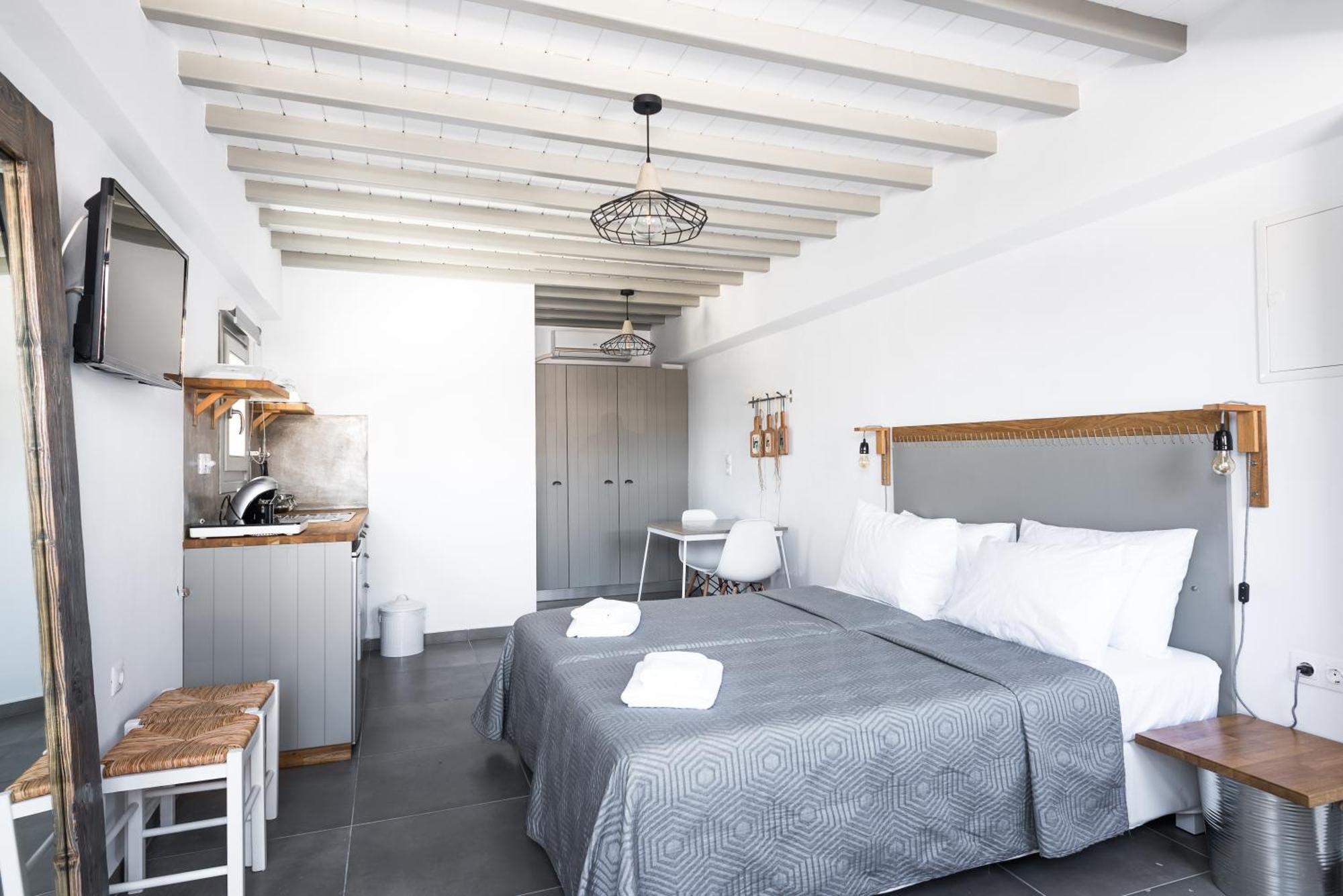 White And Grey Apartment Mykonos Town Exterior photo
